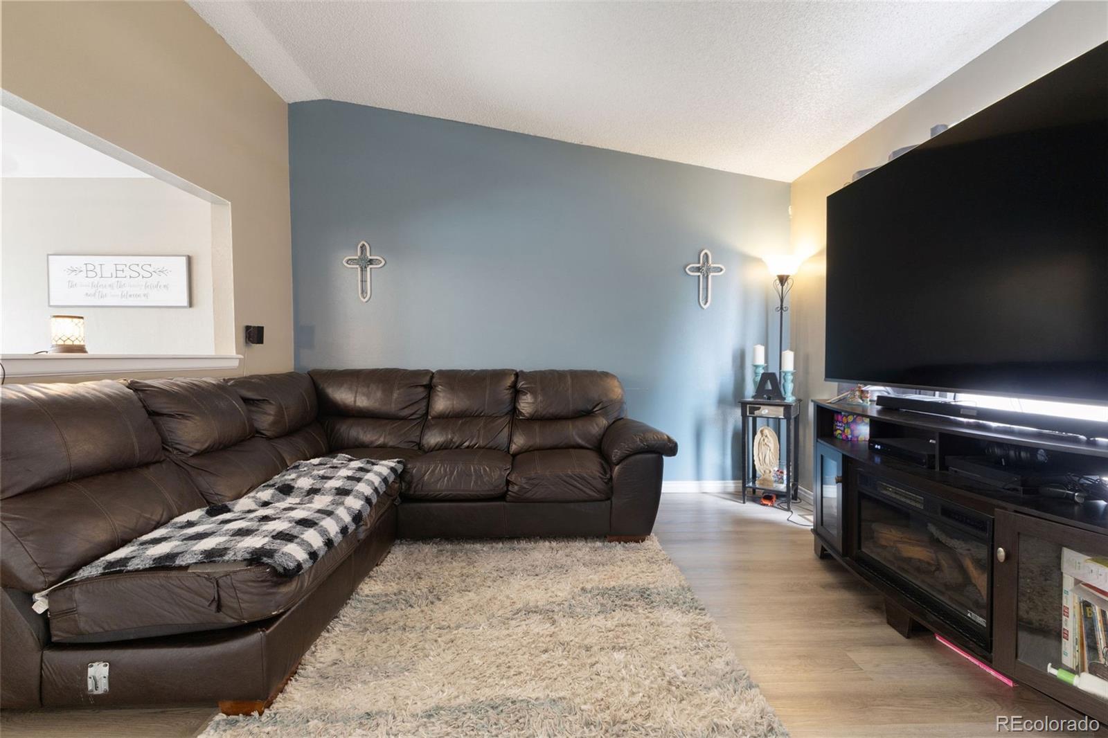 4416 E 93rd Place