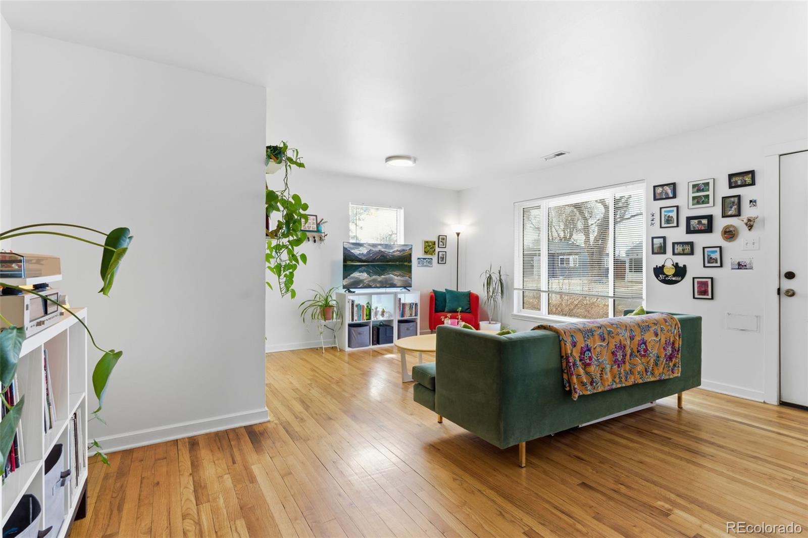 1656 N Newark Street