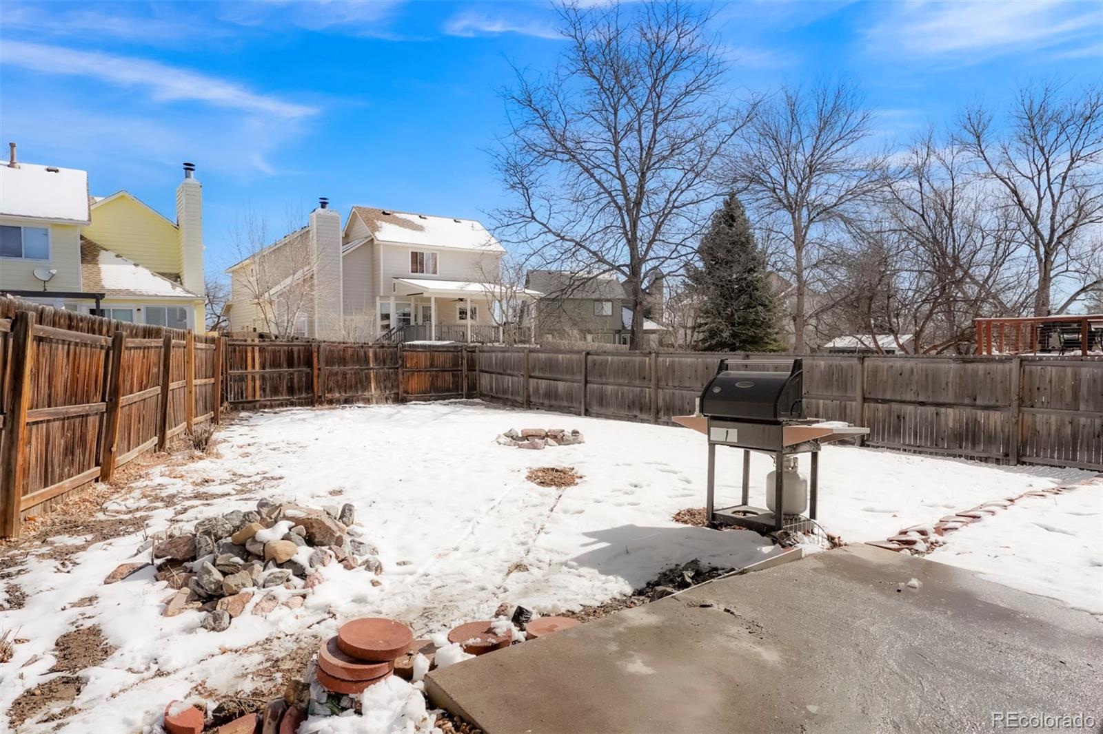 9611 W 105th Place