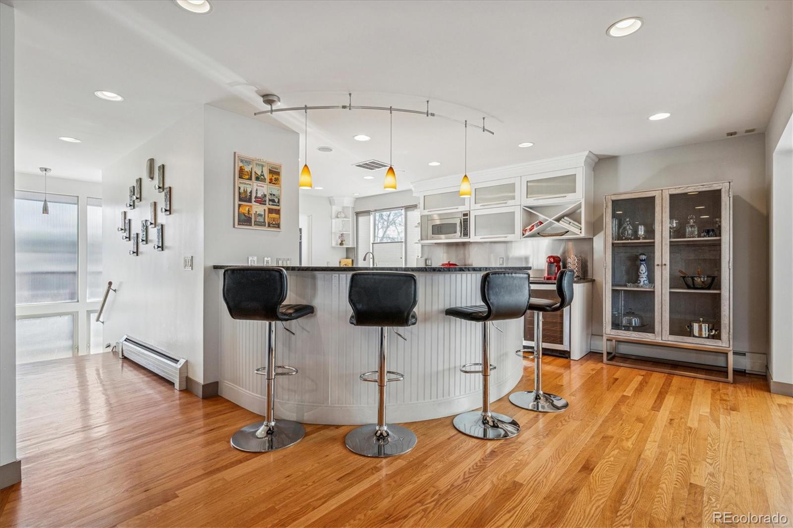 891 N Glencoe Street