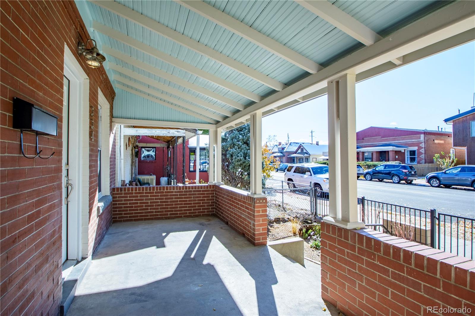 334 Galapago Street