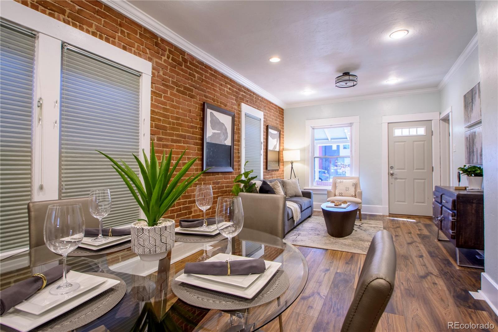 334 Galapago Street