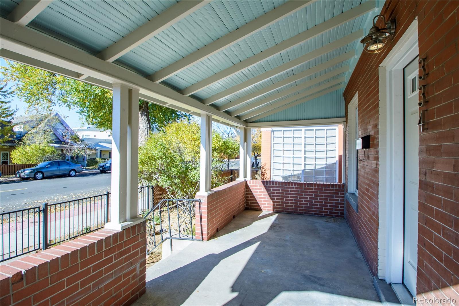 334 Galapago Street