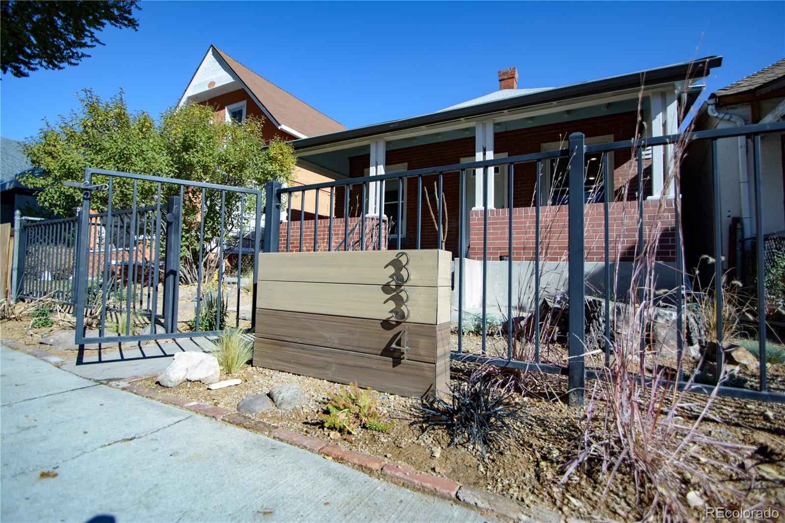 334 Galapago Street