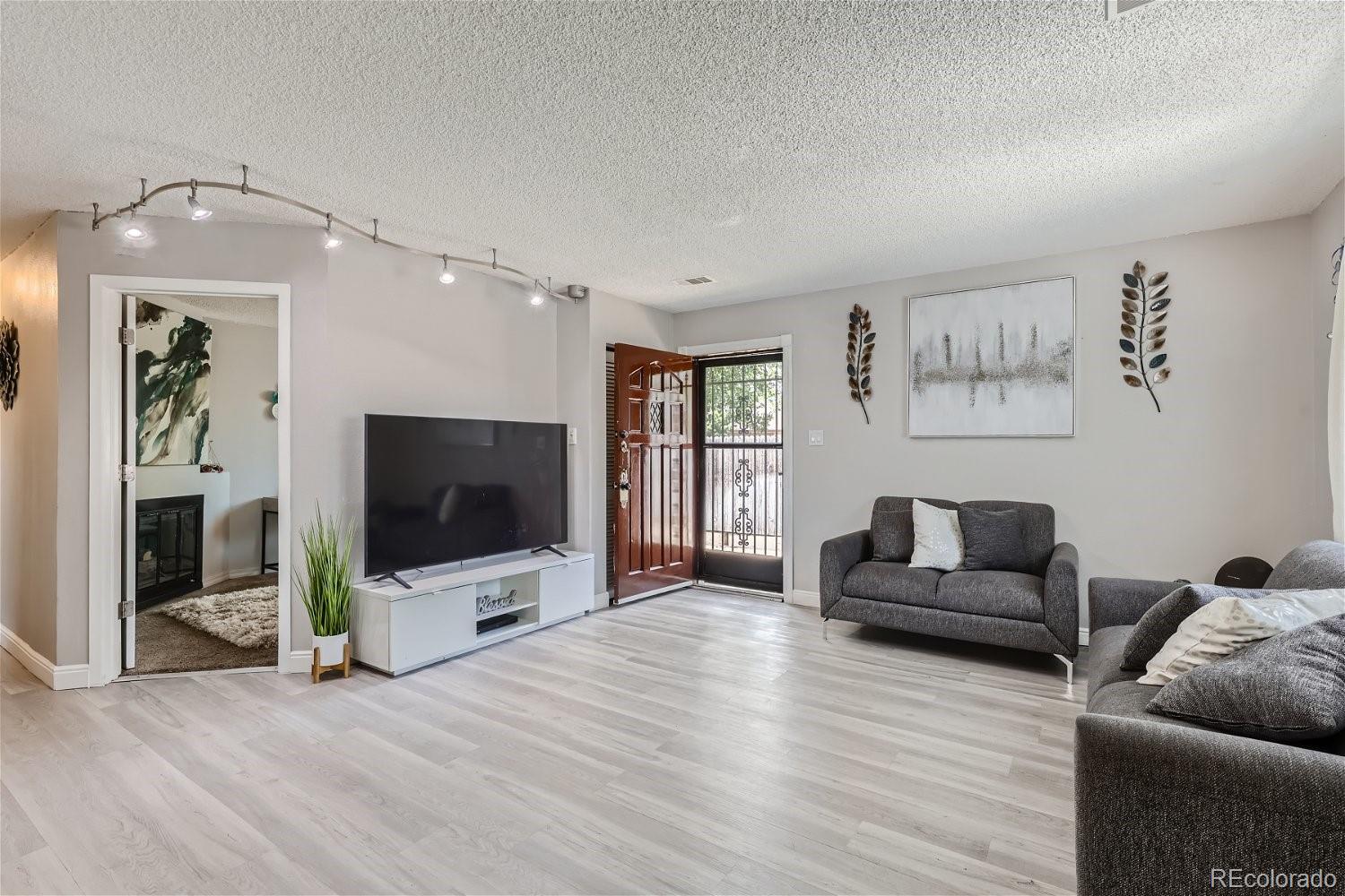 12428 E Kansas Place Unit: 33