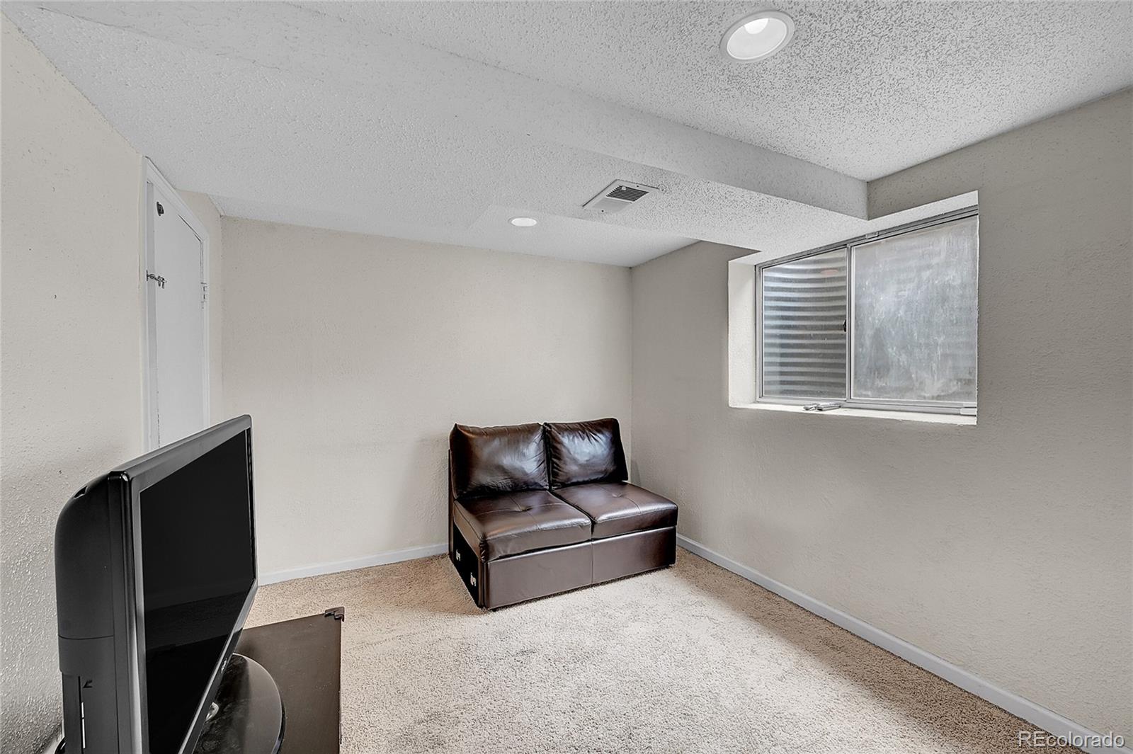 4849 S Richfield Circle