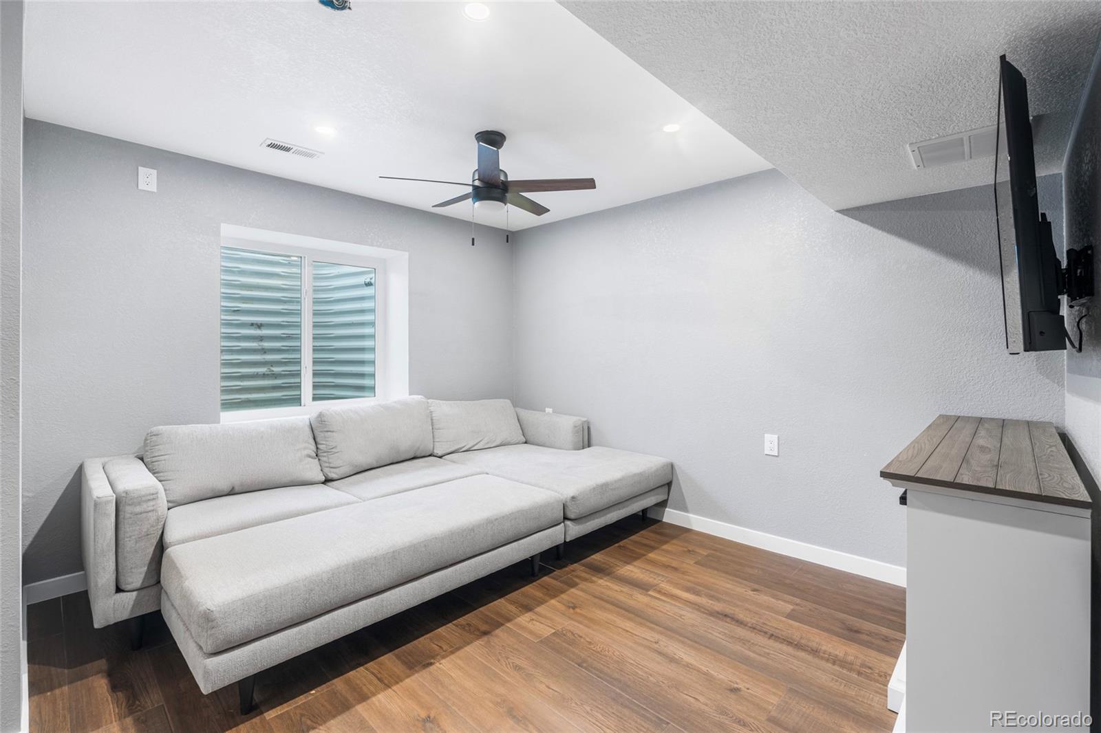 11087 Wheeling Court