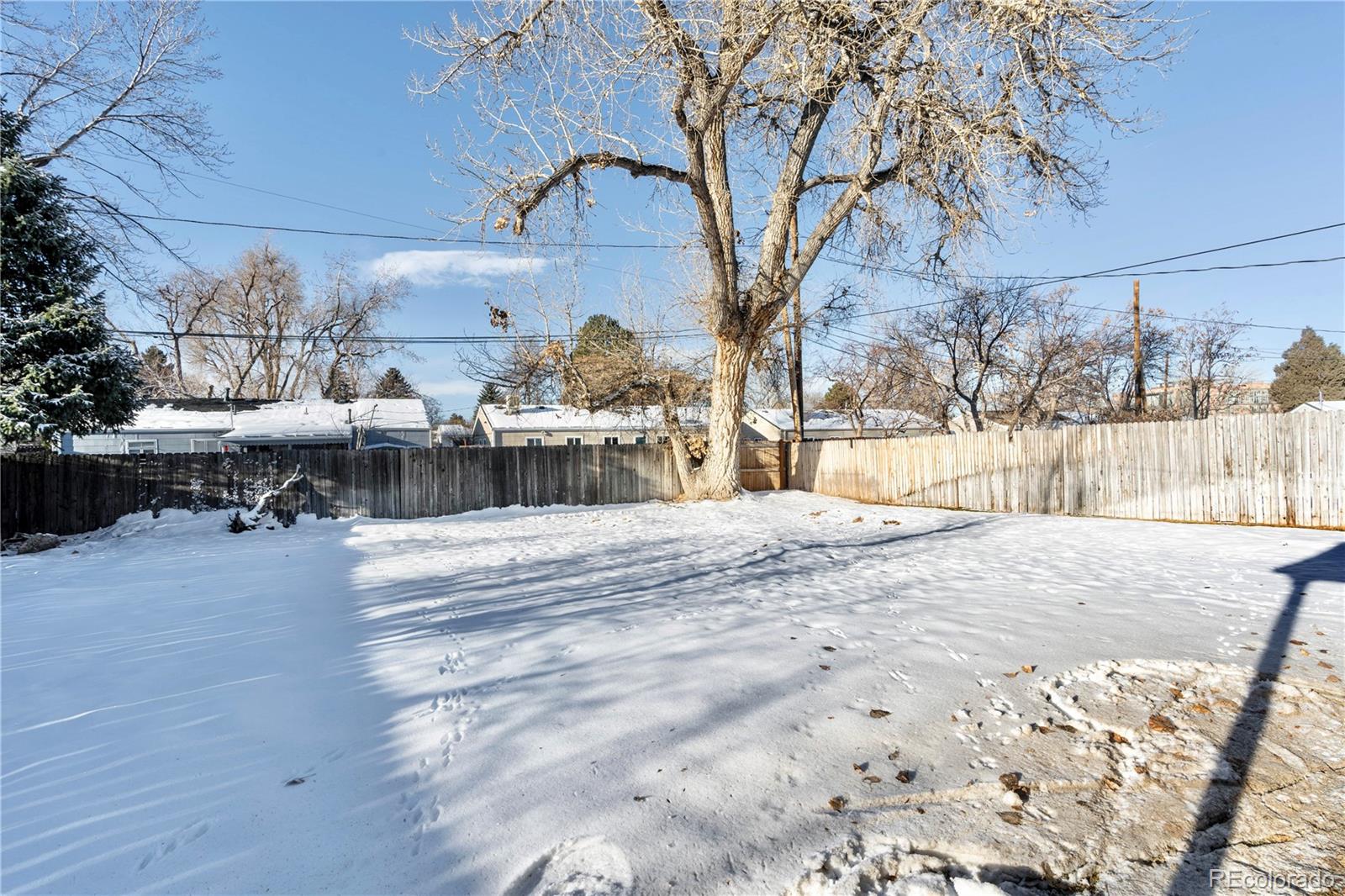 2881 S Grape Way