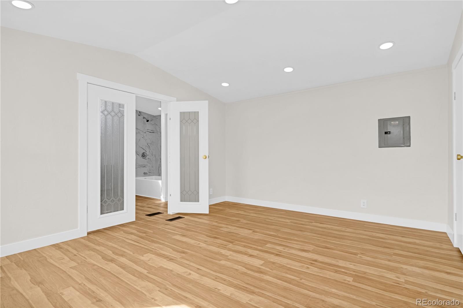 5144 E 97th Place