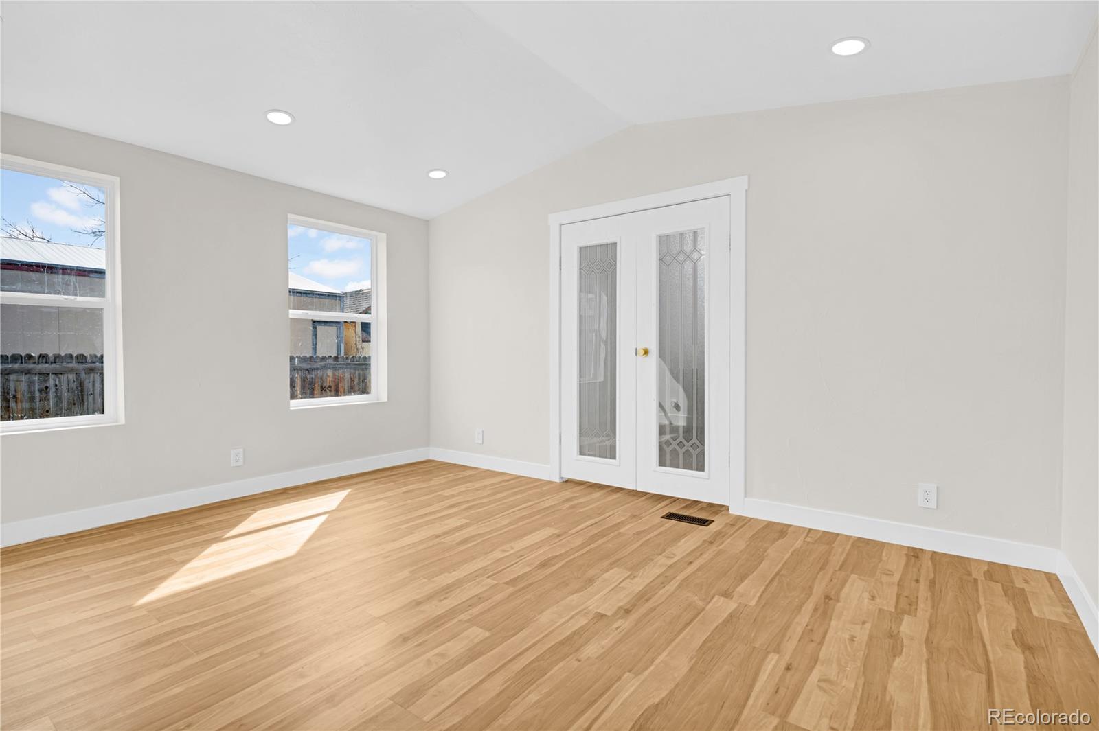 5144 E 97th Place