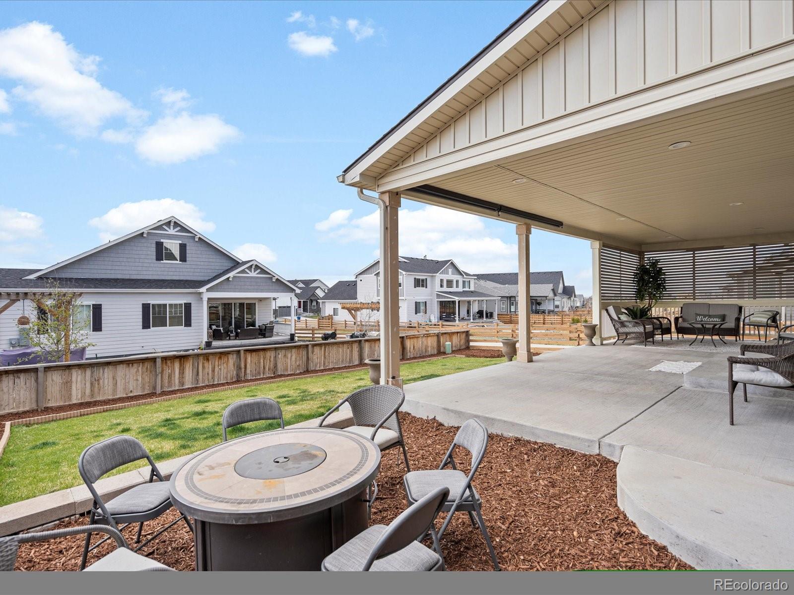 10957 Memphis Street