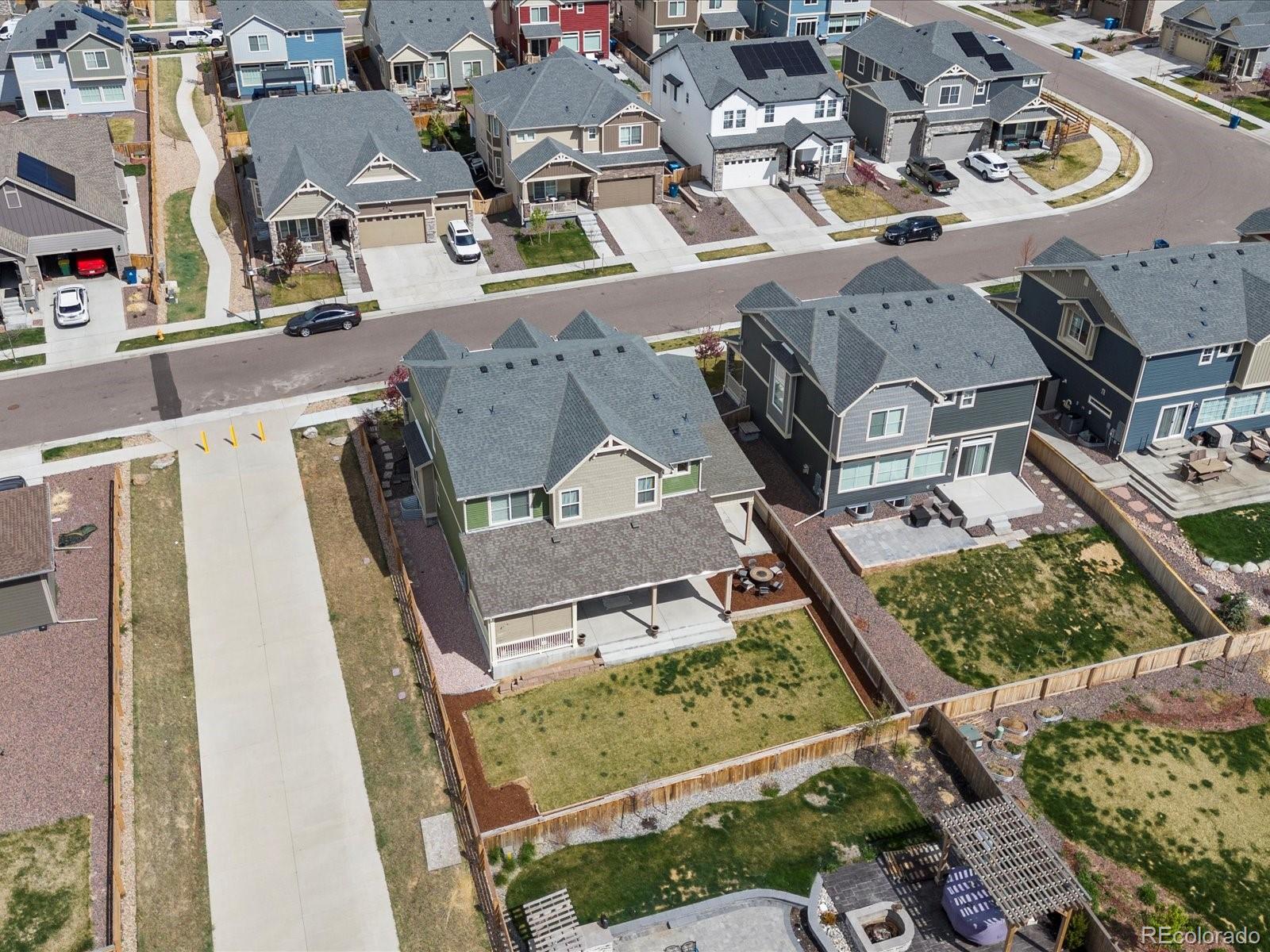 10957 Memphis Street