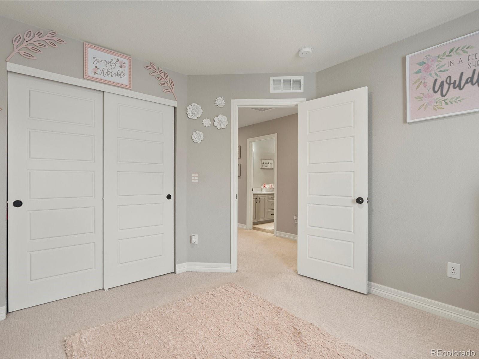 10957 Memphis Street