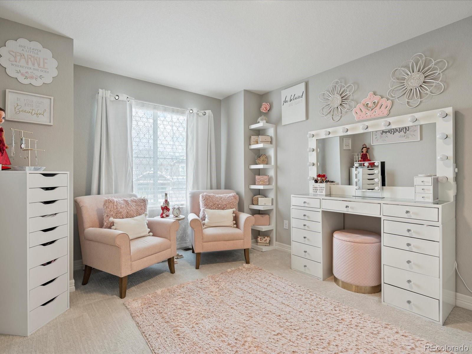 10957 Memphis Street