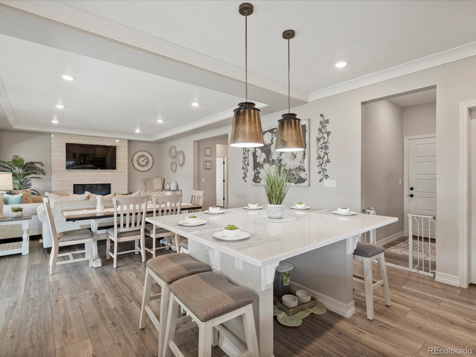 10957 Memphis Street