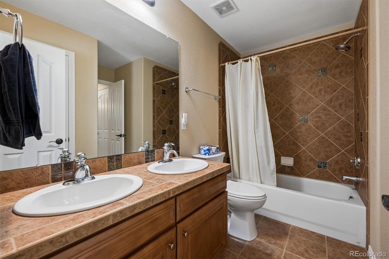 6483 Umber Circle