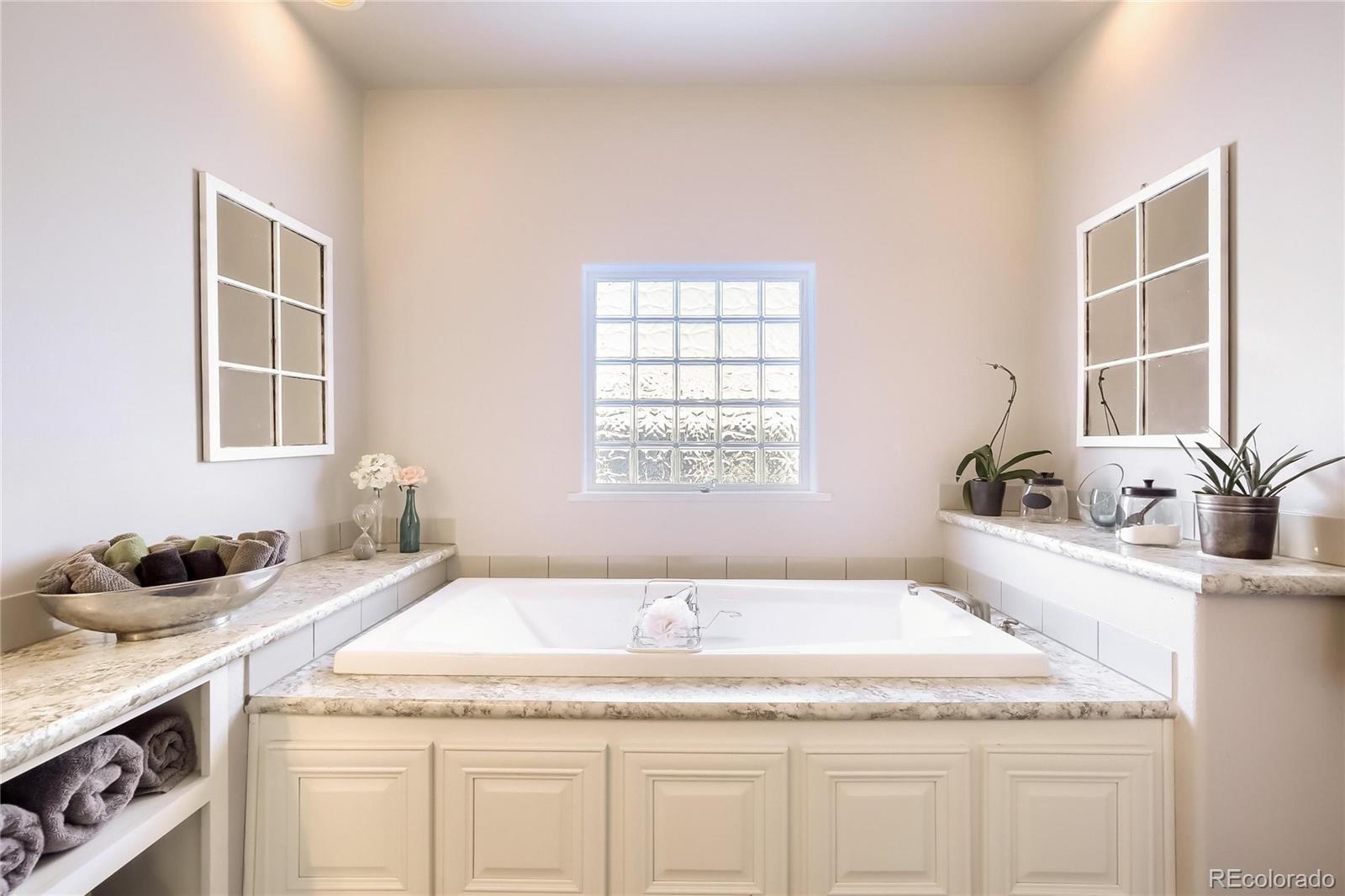 6140 Laural Grn Unit: 256