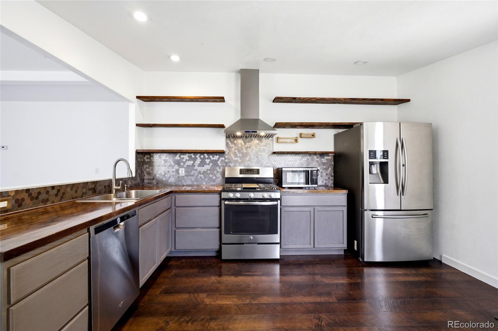 435 N 35th Avenue