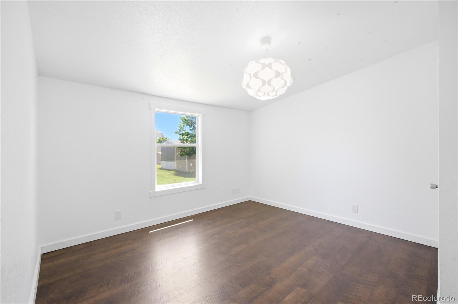435 N 35th Avenue