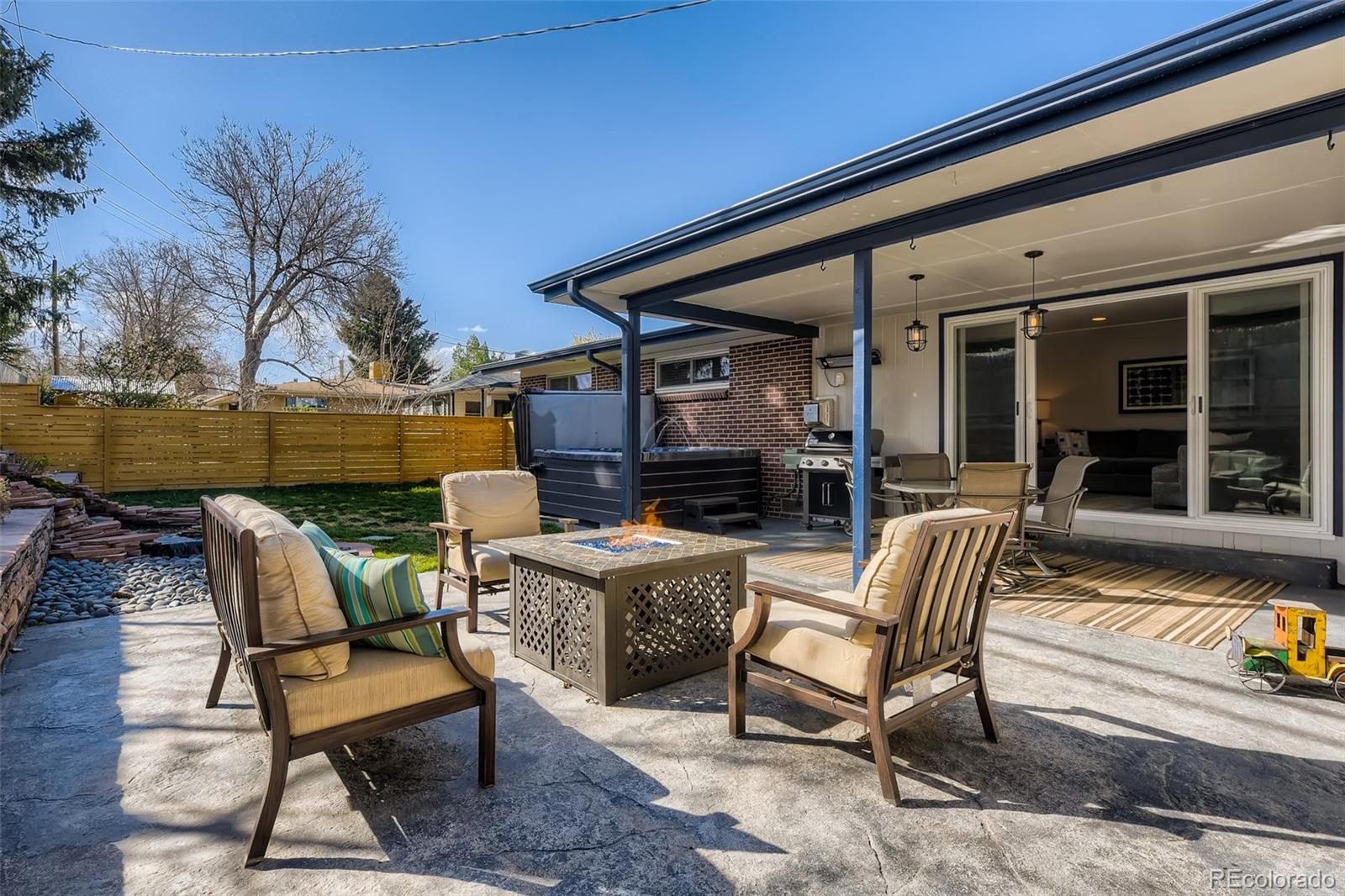 2755 S Osceola Way