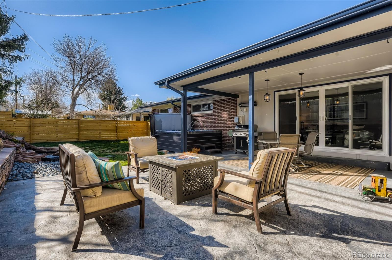2755 S Osceola Way