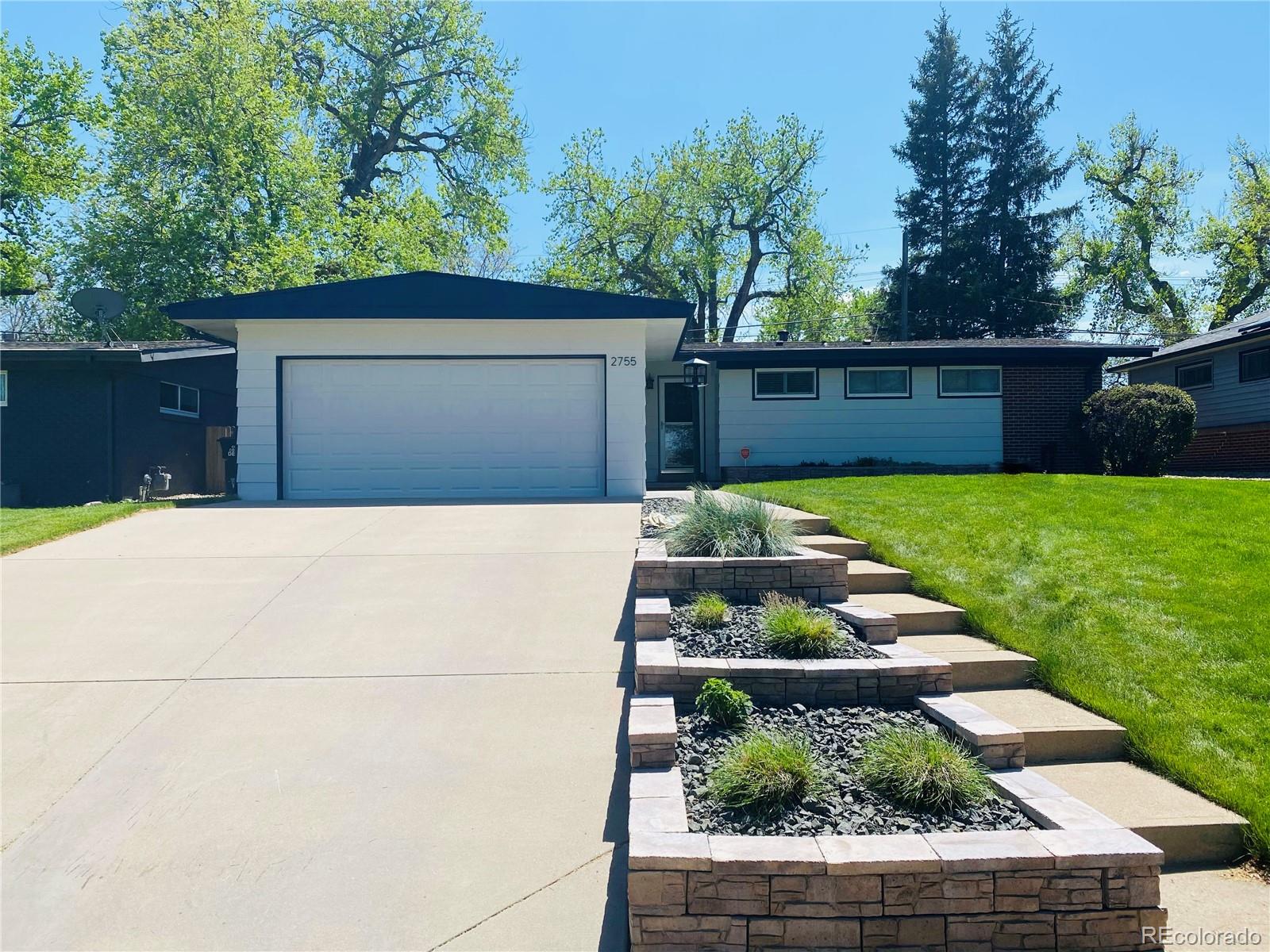 2755 S Osceola Way