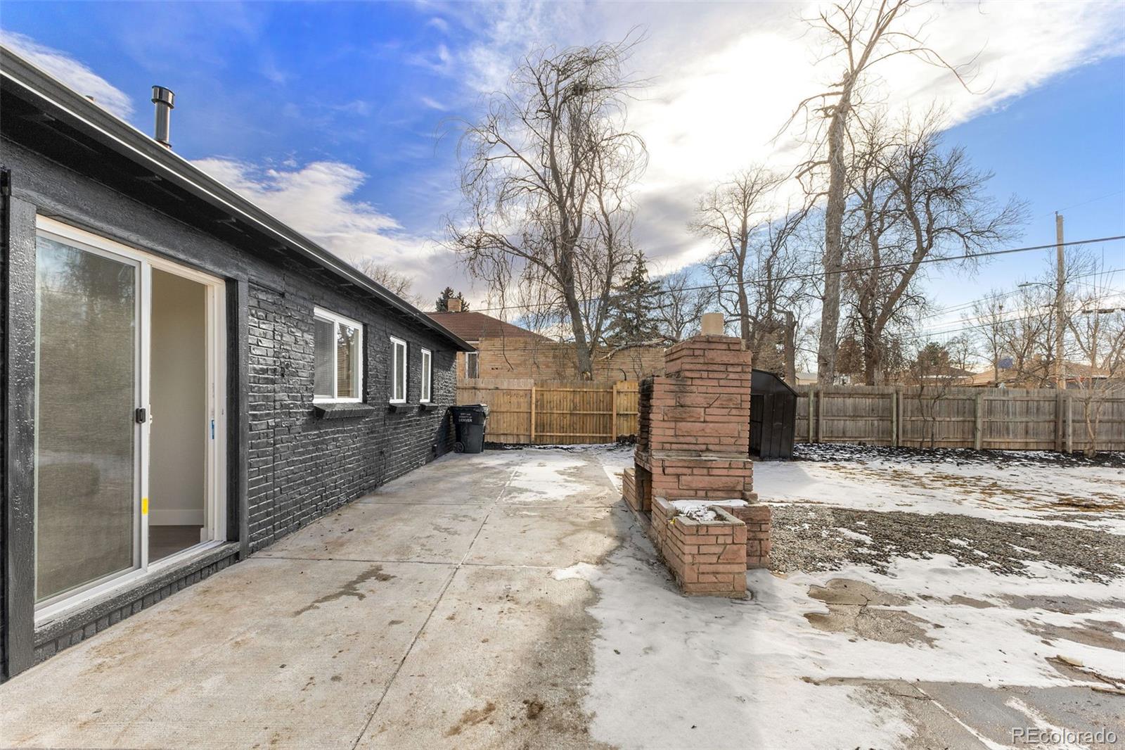 3043 N Saint Paul Street