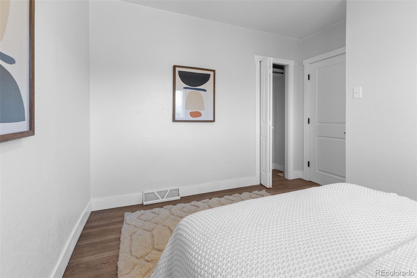 3043 N Saint Paul Street