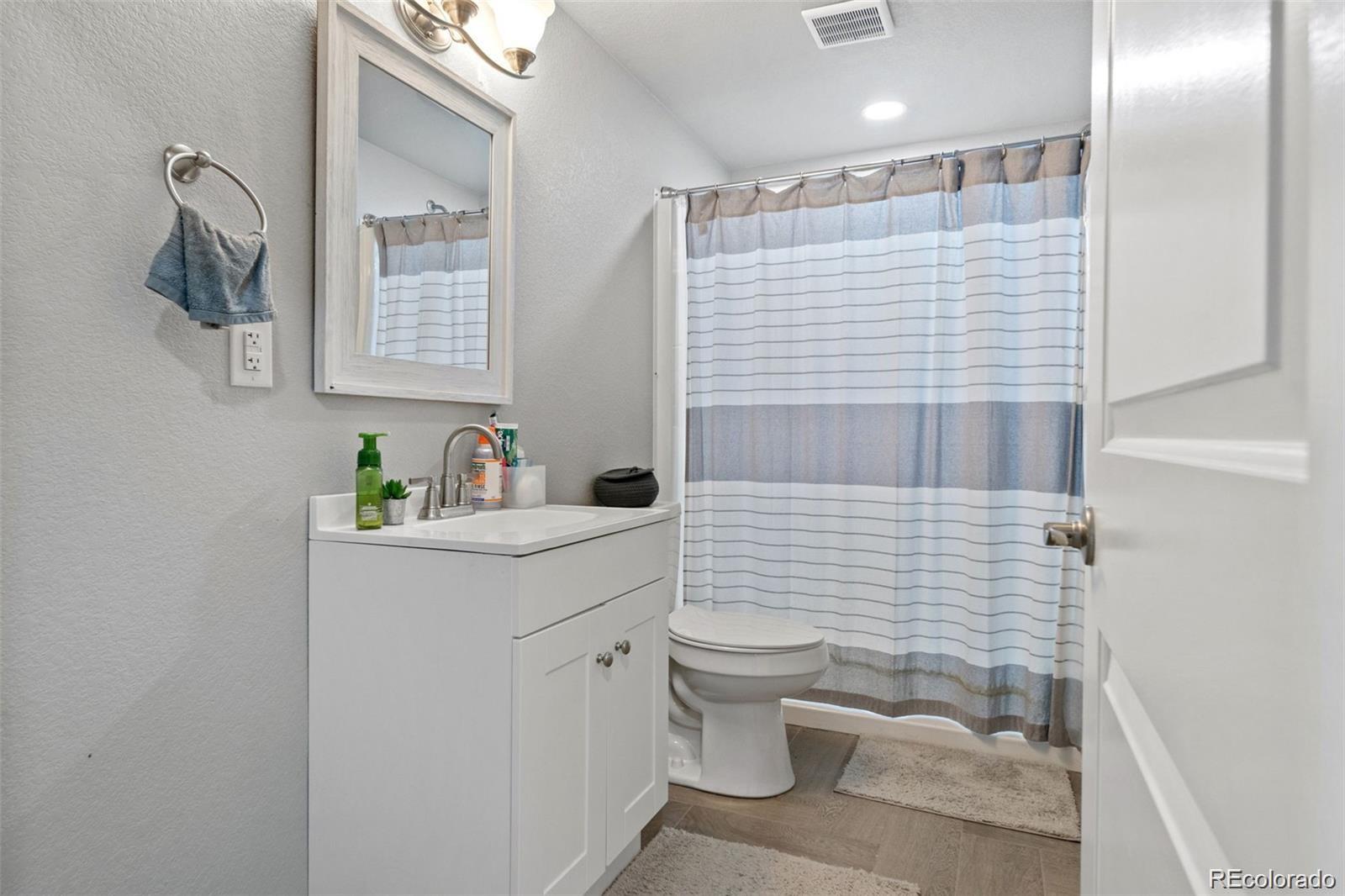 25808 E Calhoun Place