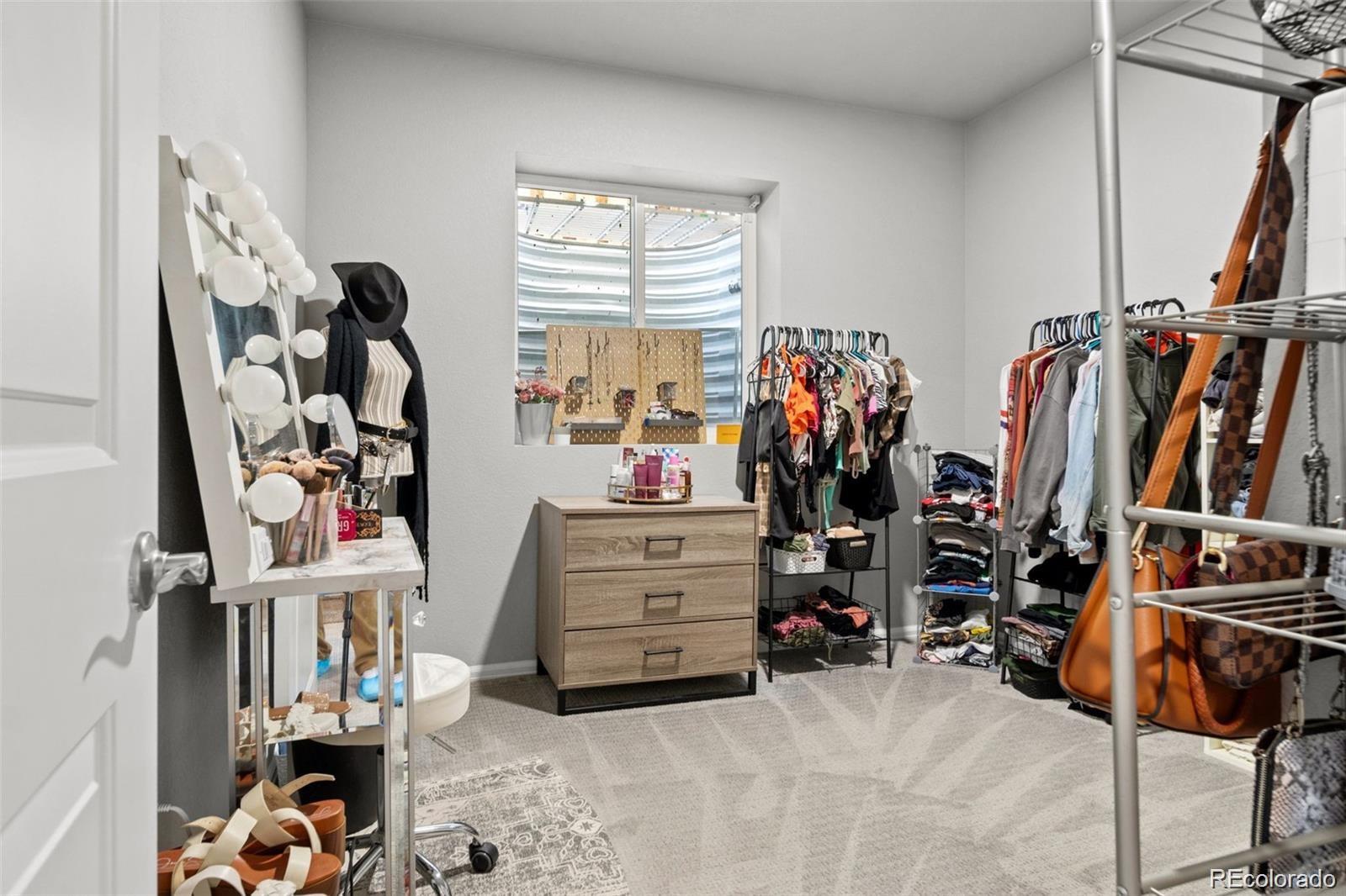 25808 E Calhoun Place