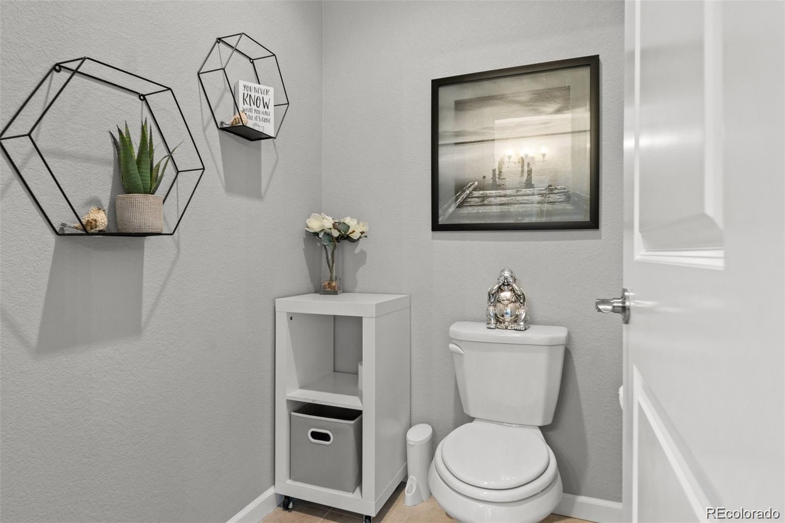 25808 E Calhoun Place