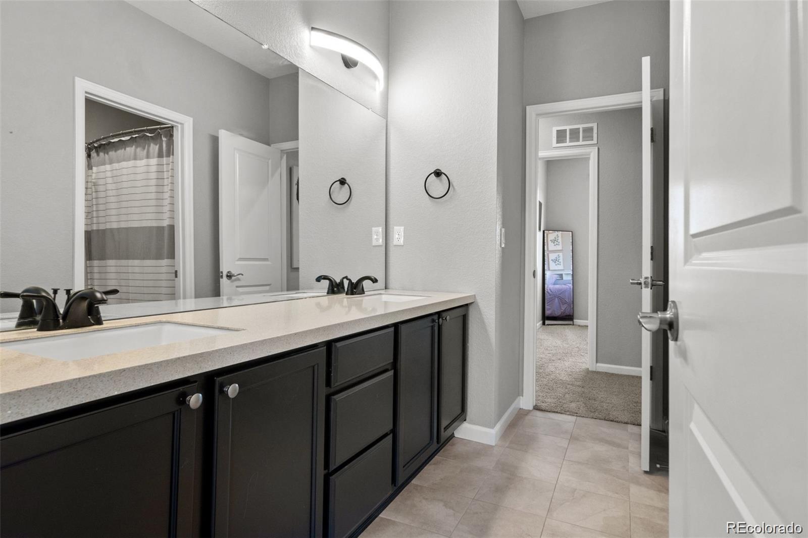 25808 E Calhoun Place