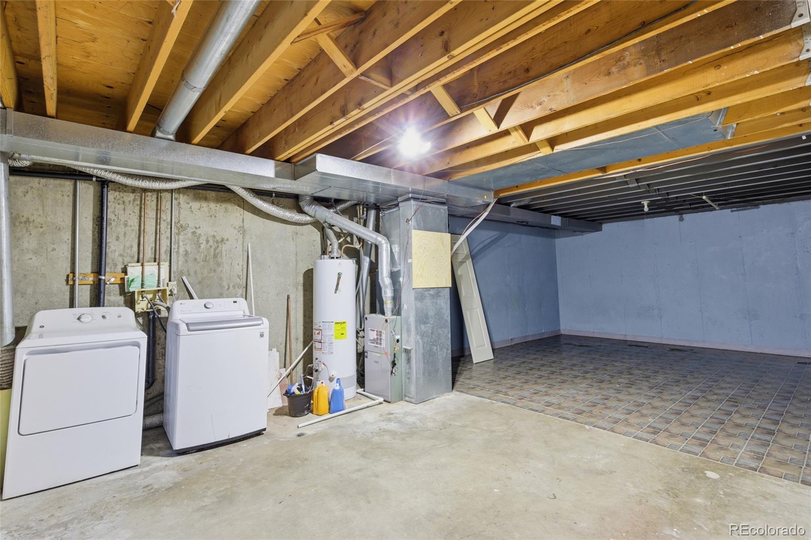 2915 W 81st Avenue Unit: D