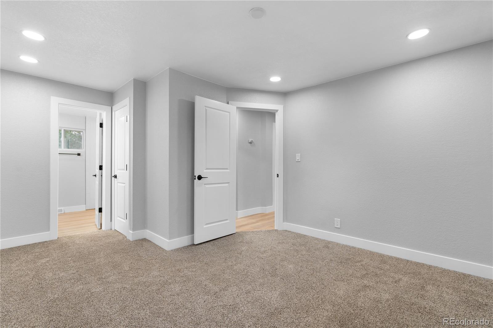 310 S Swadley Street