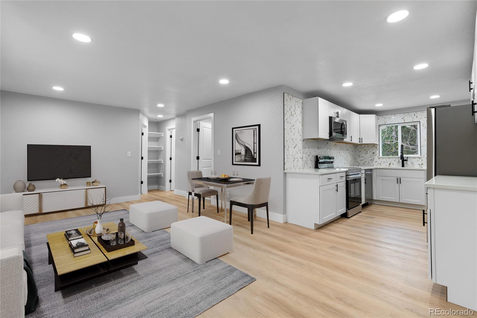 310 S Swadley Street