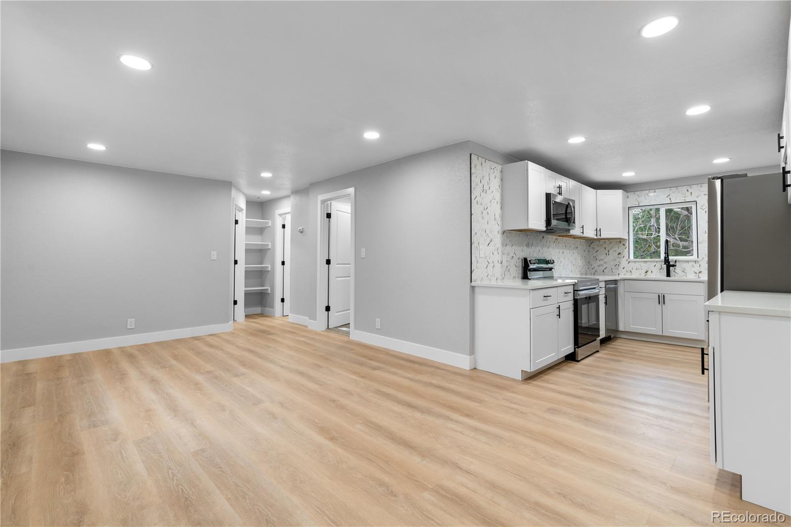 310 S Swadley Street