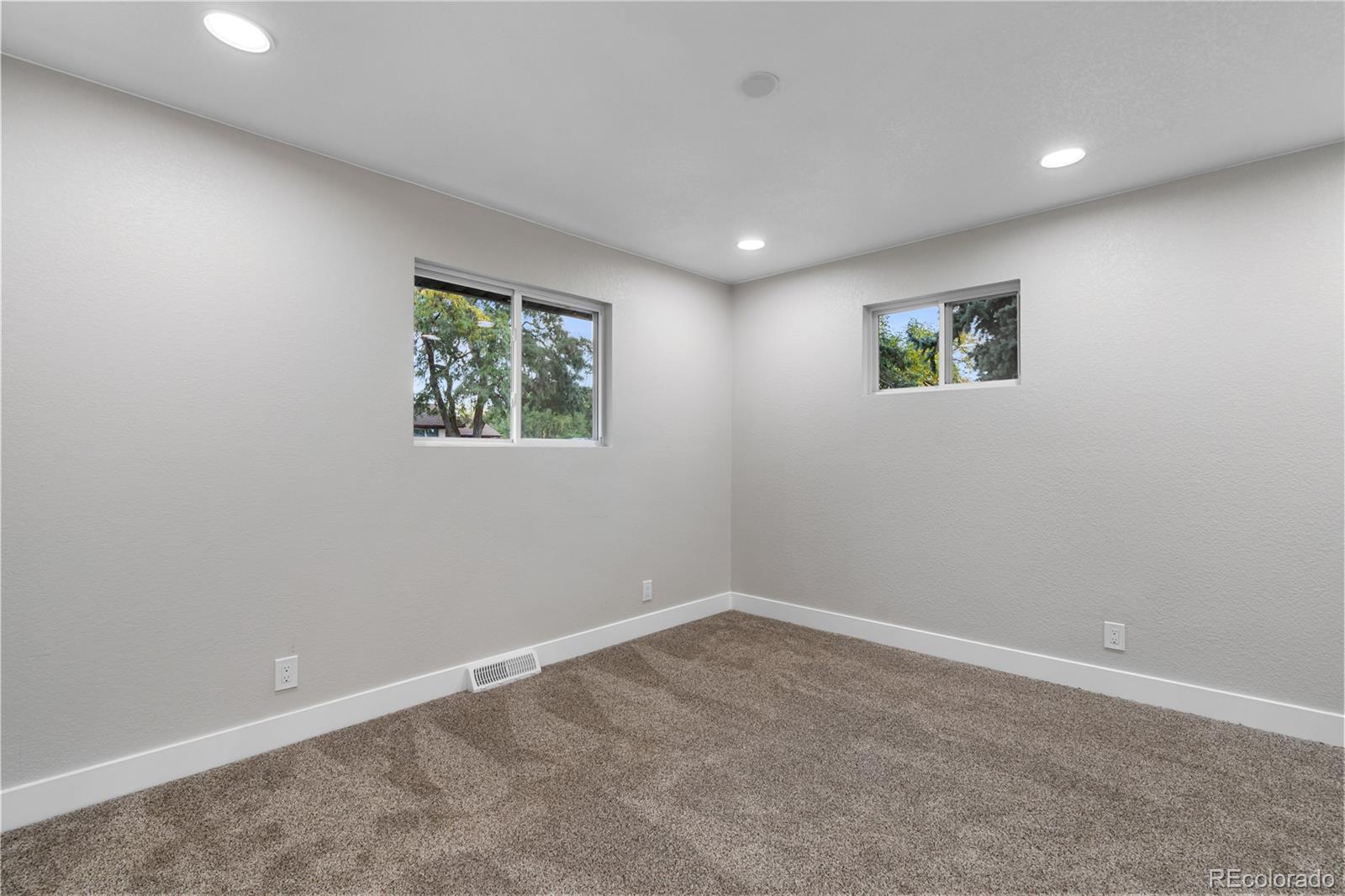 310 S Swadley Street