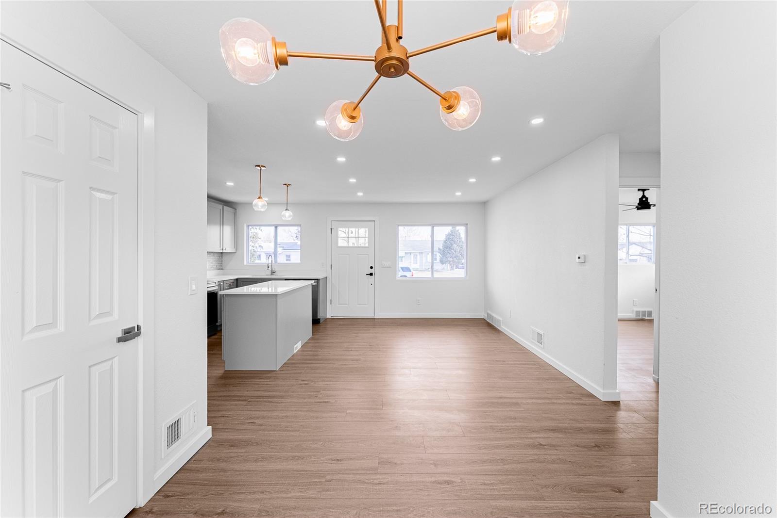 1251 S Shoshone Street