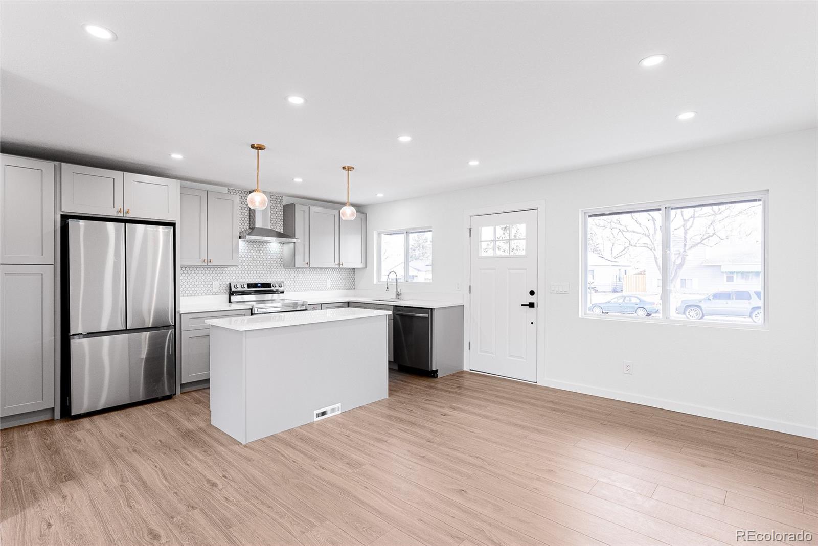 1251 S Shoshone Street