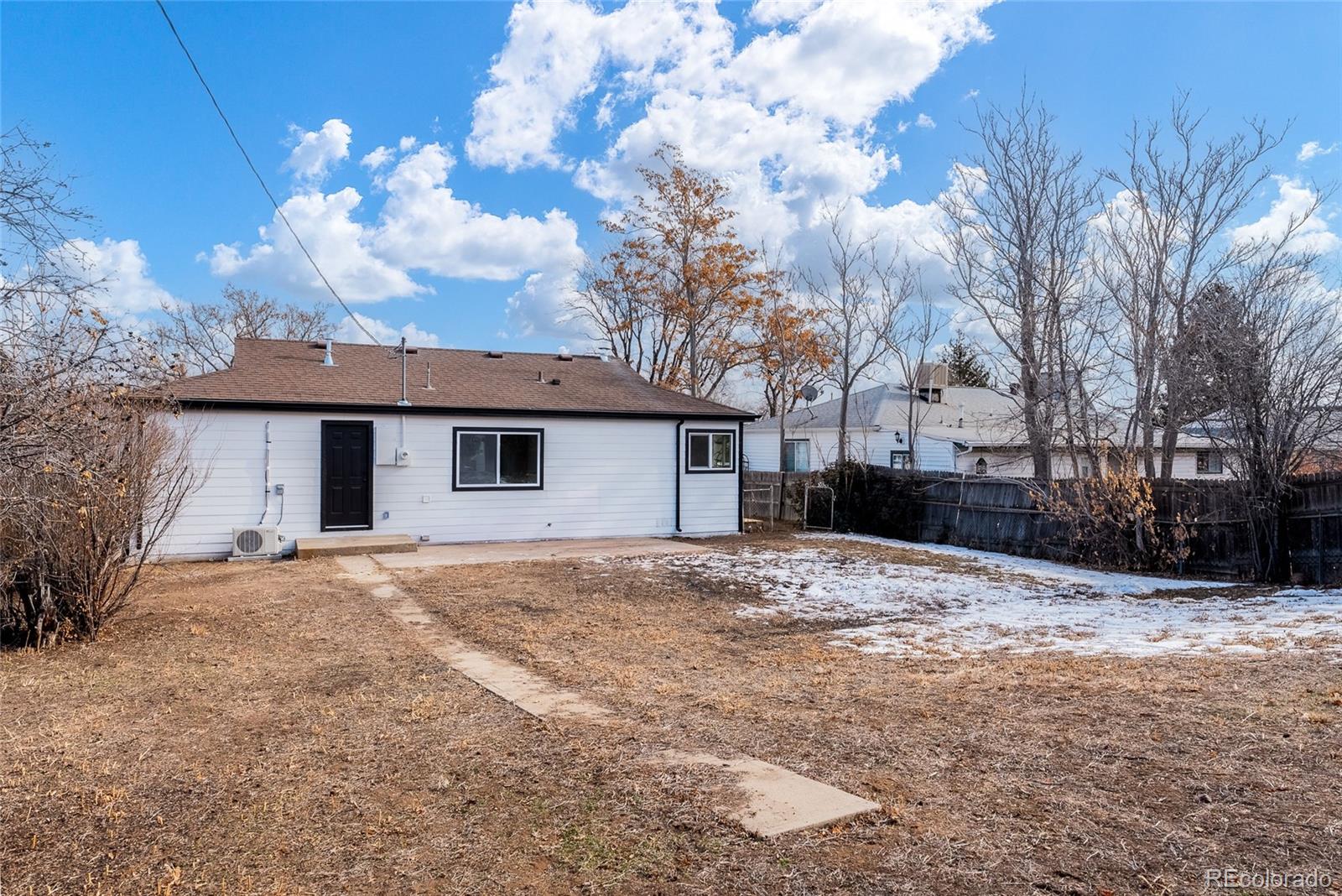 1251 S Shoshone Street