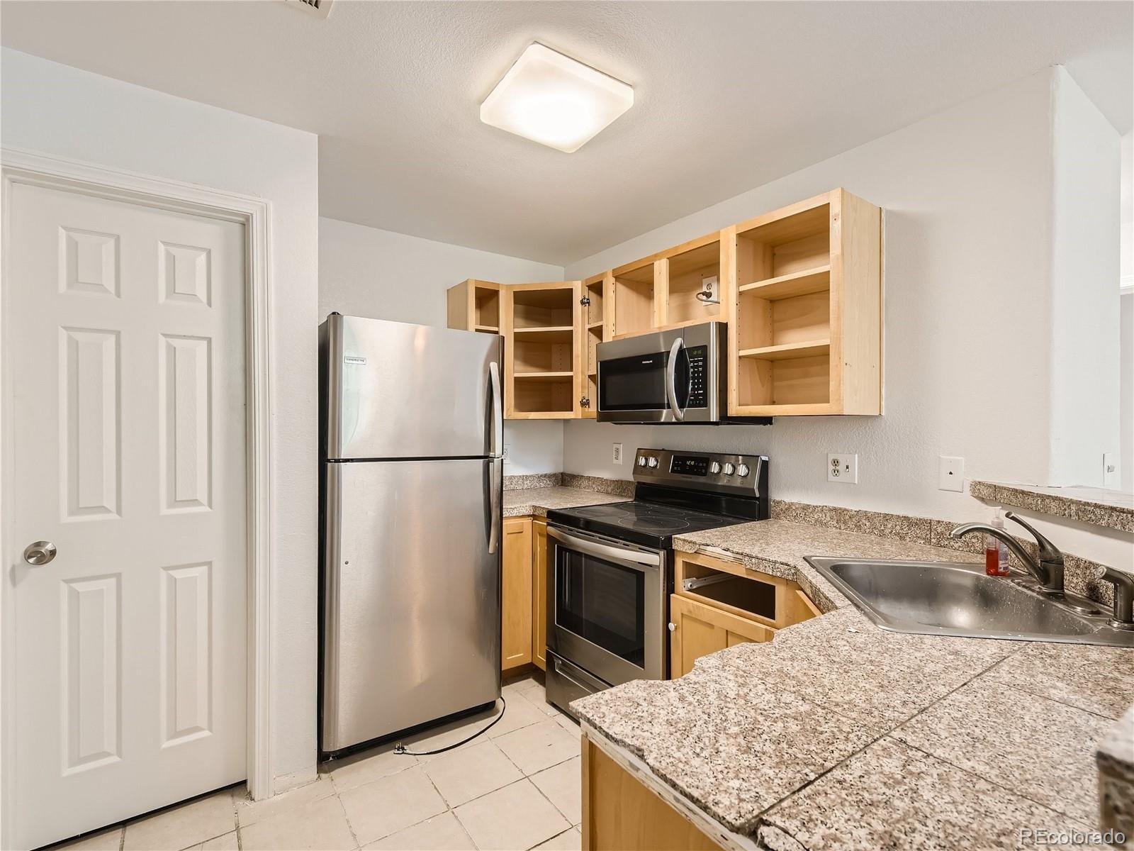 8673 E Dry Creek Road Unit: 1025
