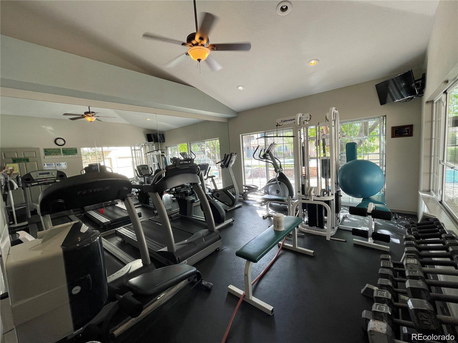 8673 E Dry Creek Road Unit: 1025