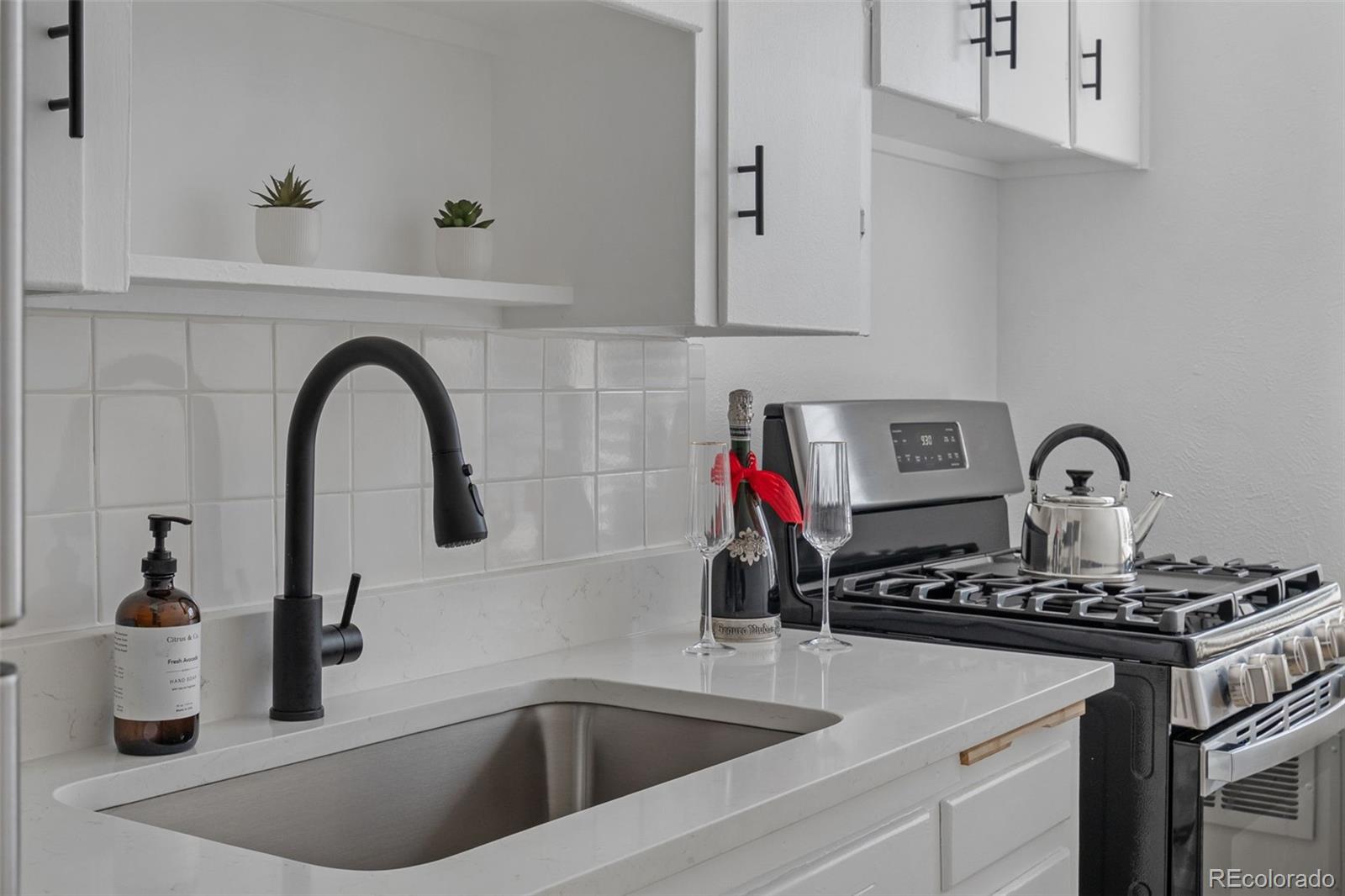 85 N Grant Street Unit: 38