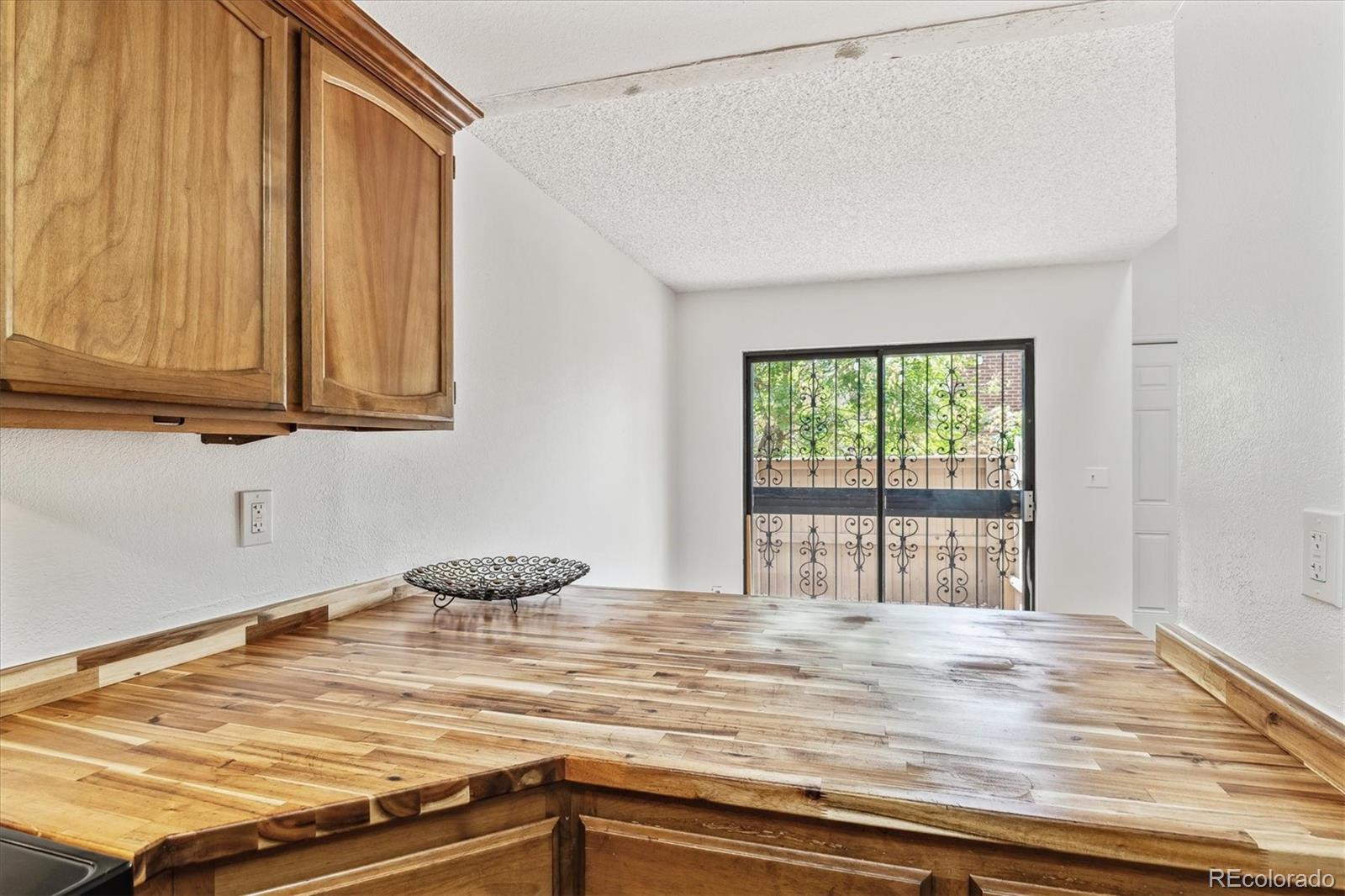 3300 W Florida Avenue Unit: 20