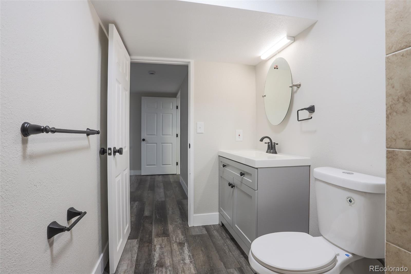 9856 Orangewood Drive