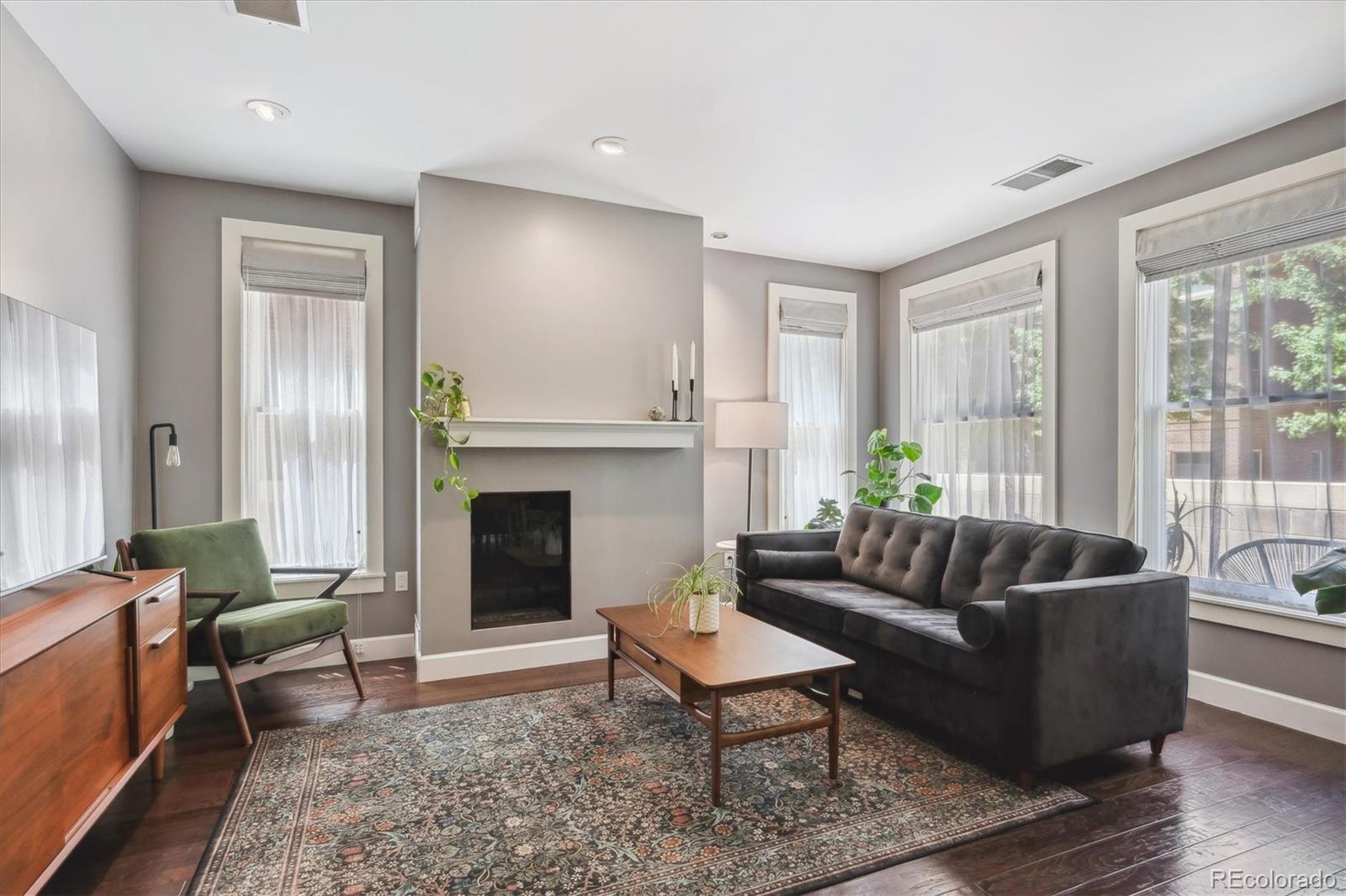 1631 N Emerson Street Unit: 119