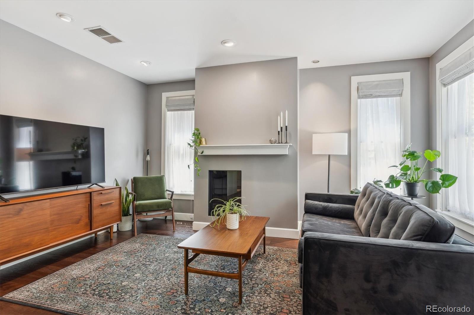 1631 N Emerson Street Unit: 119