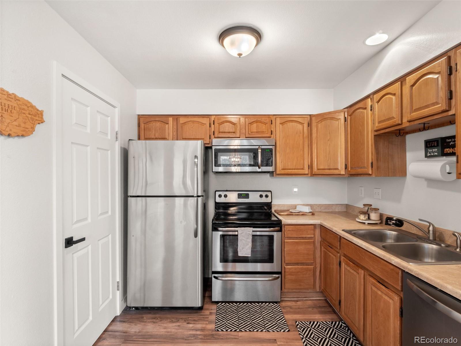 7937 York Street Unit: 3