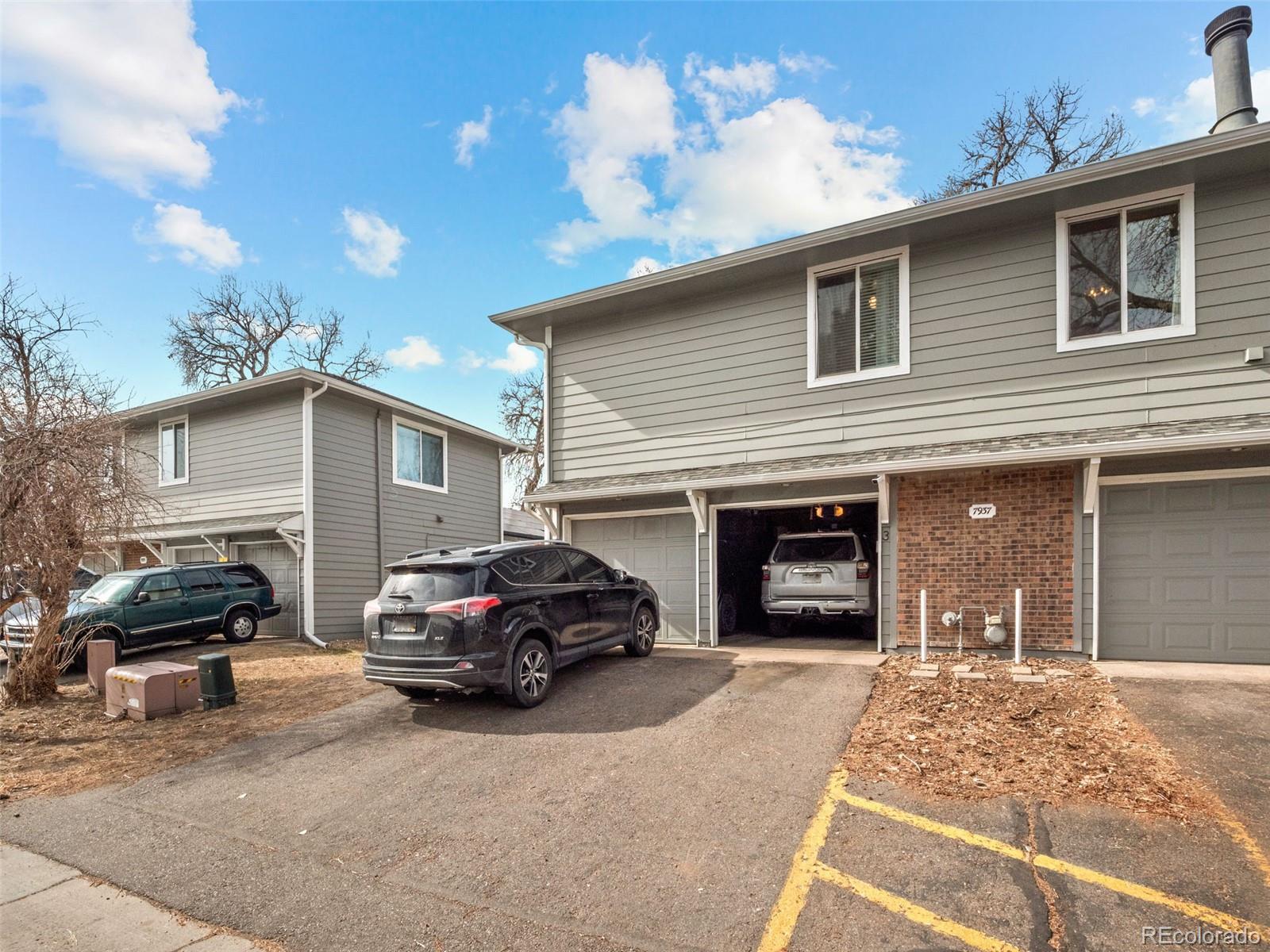 7937 York Street Unit: 3