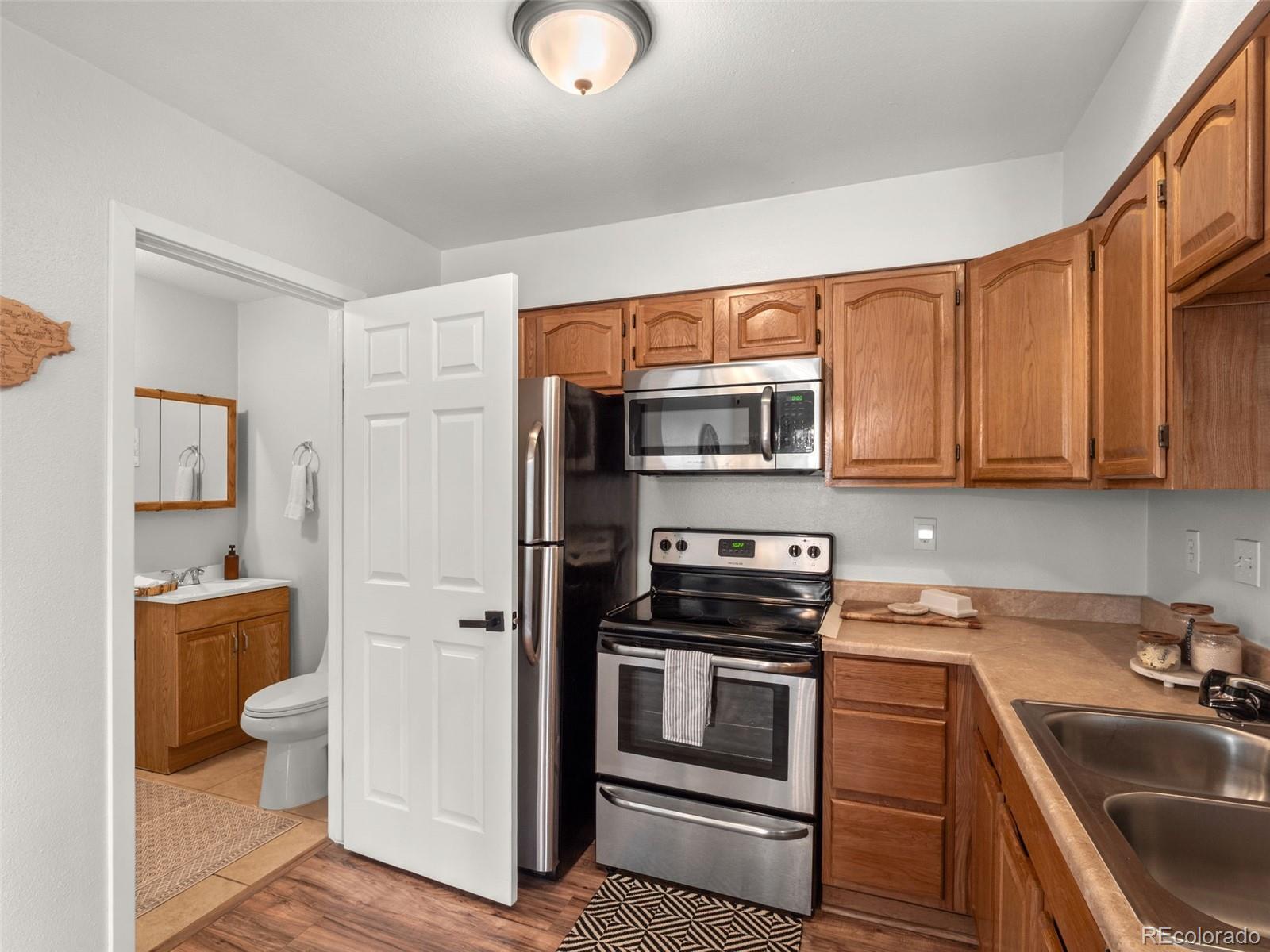 7937 York Street Unit: 3